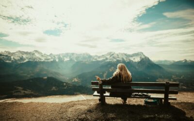 How to Change Your Behavior and Thought Patterns to Live a More Fulfilling Life